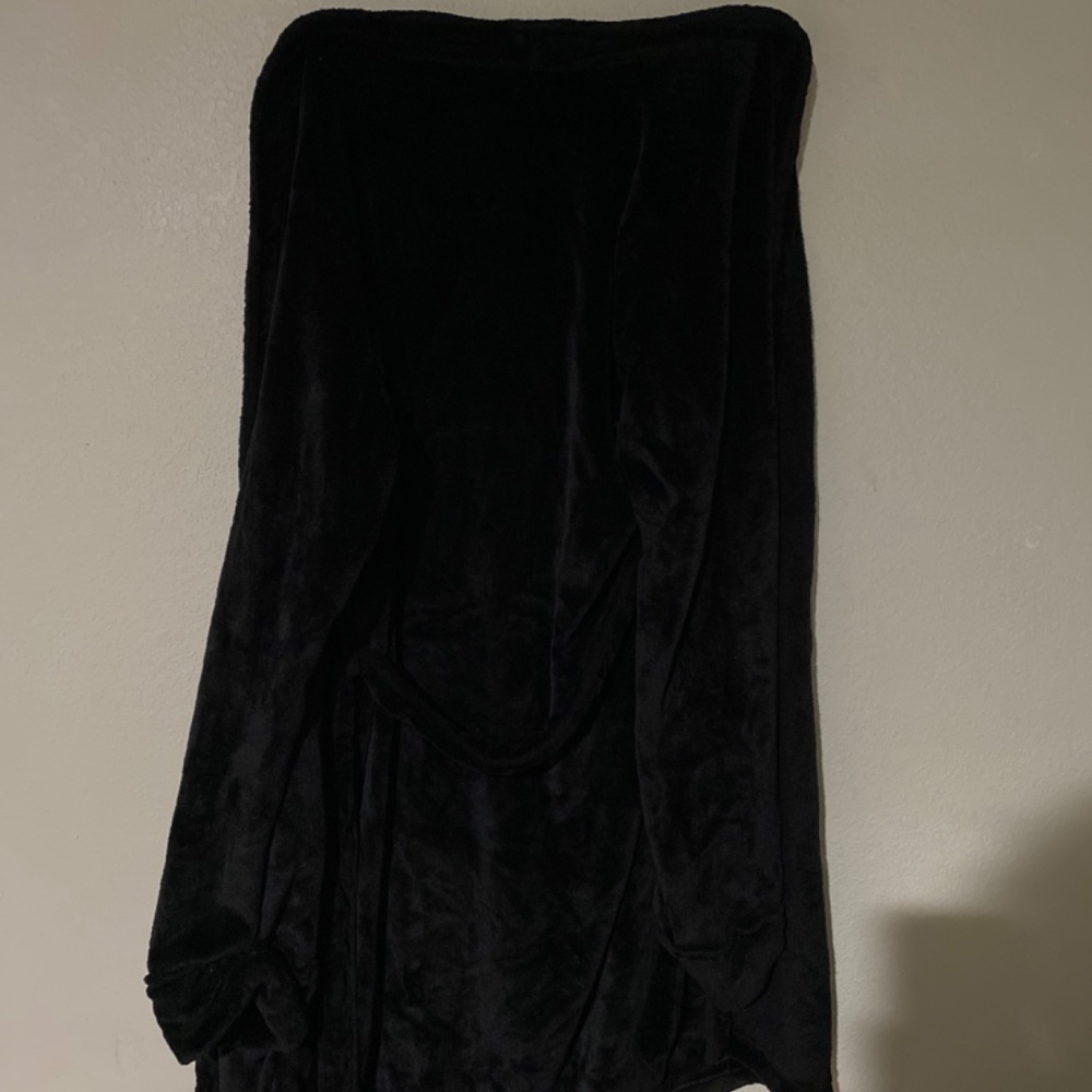 Black Steelers bathrobe